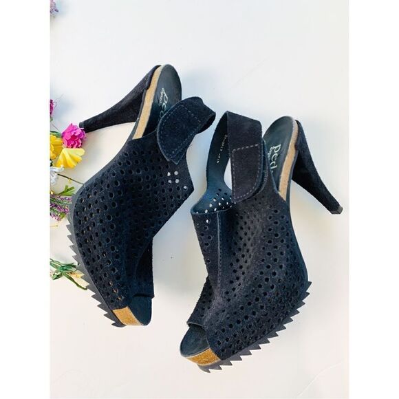 Pedro Garcia Women's Suede Eyelet Trim Slingback Sandals Heels Black Size 40 - Picture 3 of 5